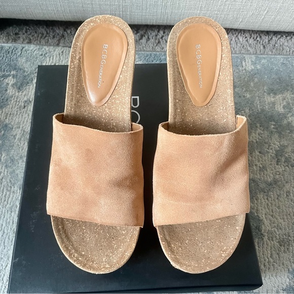 BCBGeneration Rollins Wedges - Picture 2 of 7